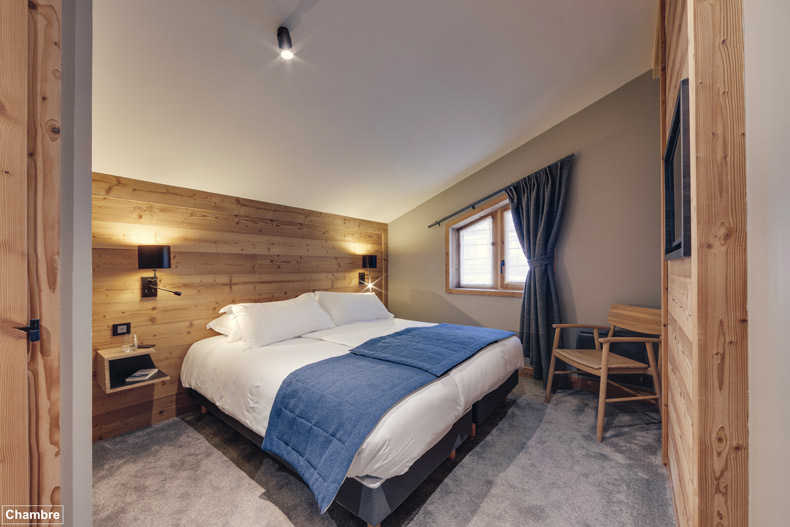 appartement snega 02, la chambre vue depuis la salle de bain